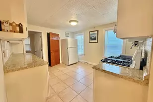 35 Highland Ave, Everett, MA 02149 - Photo 8