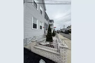 35 Highland Ave #1, Everett, MA 02149 - Photo 2
