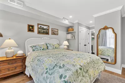 1721 Centre St #402, Boston, MA 02132 - Photo 22