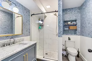 1721 Centre St, Boston, MA 02132 - Photo 26