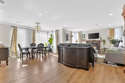 1721 Centre St #402, Boston, MA 02132 - Photo 8