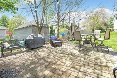 5 Piehl Ave, Worcester, MA 01606 - Photo 8