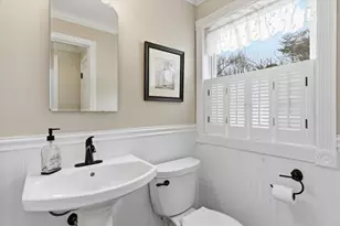 187 Pike St, Tewksbury, MA 01876 - Photo 18