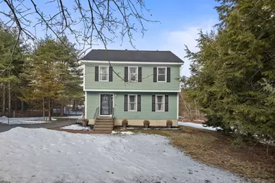39 Unicorn Cir, Amesbury, MA 01913 - Photo 2
