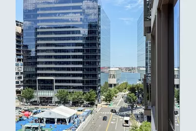 133 Seaport Blvd #803, Boston, MA 02210 - Photo 10