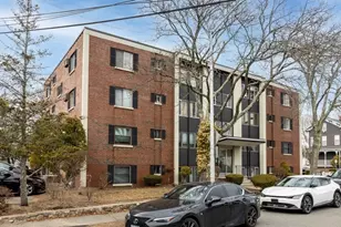 50 Tuttle St, Wakefield, MA 01880 - Photo 4