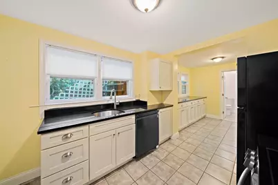 3 Revere Ct, Canton, MA 02021 - Photo 4