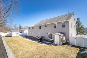 10 Gately Dr, Woburn, MA 01801 - Photo 28