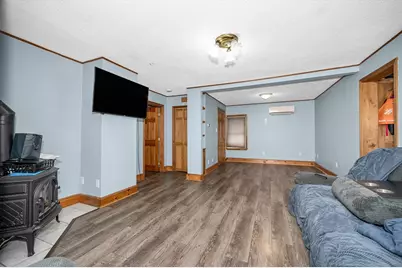 81 Fourth Avenue, Lowell, MA 01854 - Photo 24