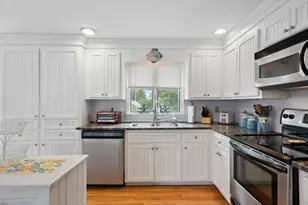 63 Ellsworth Dr, Falmouth, MA 02536 - Photo 6