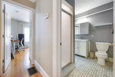 208-210 W 7th Street #1, Boston, MA 02127 - Photo 12