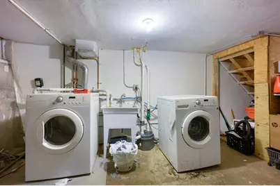 208-210 W 7th Street #1, Boston, MA 02127 - Photo 14