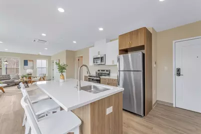 375 Cummins Highway #201, Boston, MA 02131 - Photo 2