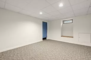 643 Summer St, Rockland, MA 02370 - Photo 30