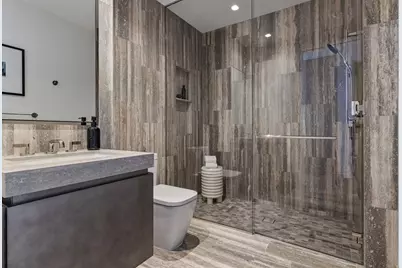 682 Atlantic Ave #37D, Boston, MA 02111 - Photo 10