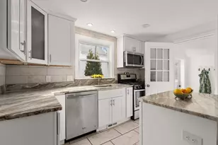 23 Lake St, Natick, MA 01760 - Photo 6