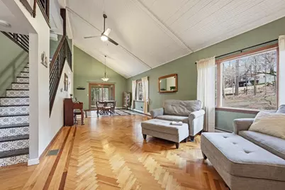 6 Madison Ave, Southampton, MA 01073 - Photo 6