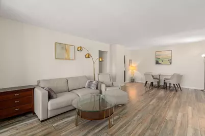 33 Pond Ave #919, Brookline, MA 02445 - Photo 4