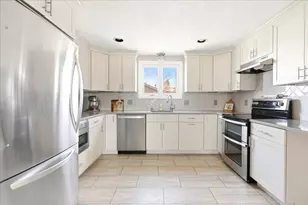 14 Orchard Ave, Kingston, MA 02364 - Photo 16