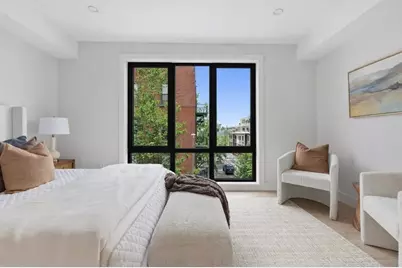 118 B Street #204, Boston, MA 02127 - Photo 4