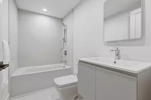 118 B St, Boston, MA 02127 - Photo 8