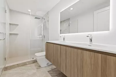 118 B Street #303, Boston, MA 02127 - Photo 6