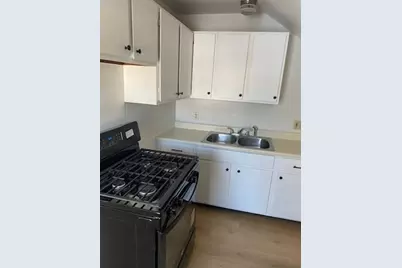 52 Forest St #3, Fall River, MA 02721 - Photo 4