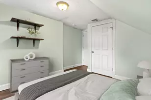 28 Robbins St, Waltham, MA 02453 - Photo 22