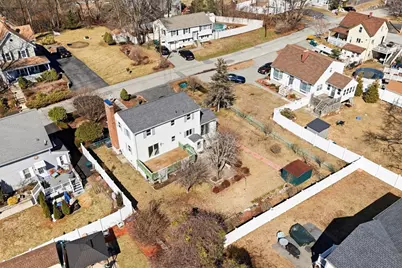 22 Longwood Ave, Woburn, MA 01801 - Photo 40