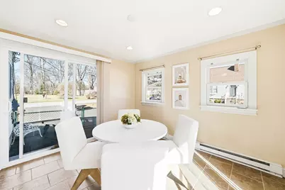 22 Longwood Ave, Woburn, MA 01801 - Photo 22