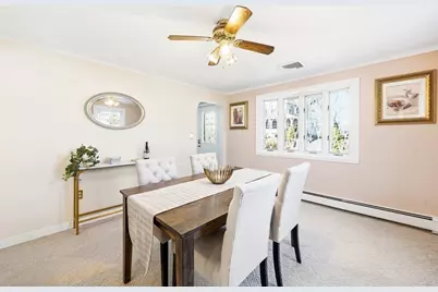 22 Longwood Ave, Woburn, MA 01801 - Photo 12