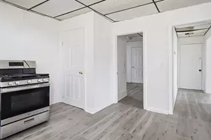 43 Wamesit St, Lowell, MA 01852 - Photo 28