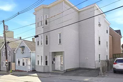 43 Wamesit St, Lowell, MA 01852 - Photo 2