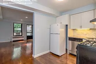 94A Marion St, Brookline, MA 02446 - Photo 8