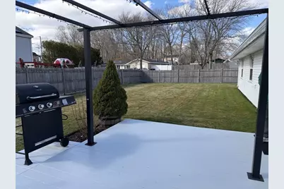 126 Bates Road, Brockton, MA 02302 - Photo 10