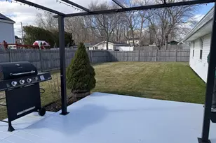 126 Bates Rd, Brockton, MA 02302 - Photo 10