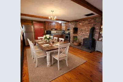 15 Harmon Ave, East Longmeadow, MA 01028 - Photo 8