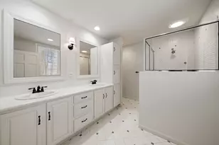 25 Longmeadow Rd, Wellesley, MA 02482 - Photo 24