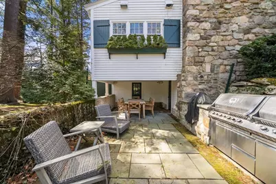 25 Longmeadow Road, Wellesley, MA 02482 - Photo 38