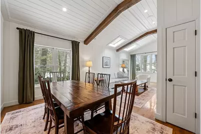 25 Longmeadow Road, Wellesley, MA 02482 - Photo 14