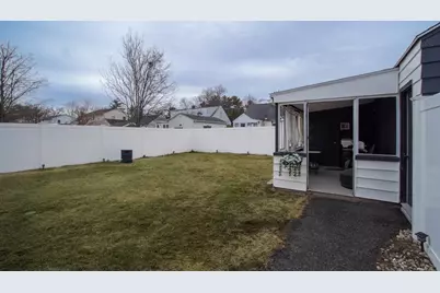 1128 Page Blvd, Springfield, MA 01104 - Photo 32