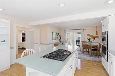 98 Washington St, Groveland, MA 01834 - Photo 8