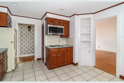 84 Pleasant St, Natick, MA 01760 - Photo 10