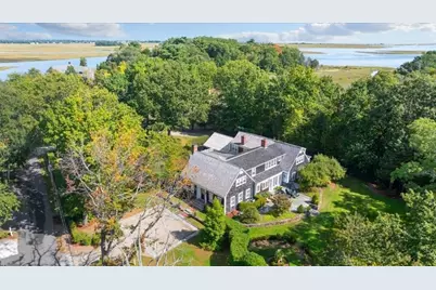 39 Bay Pond Rd, Duxbury, MA 02332 - Photo 2