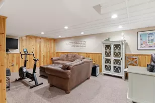 179 Pleasant St, Framingham, MA 01701 - Photo 28