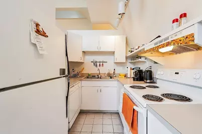 32 Mason Terrace #2, Brookline, MA 02446 - Photo 10