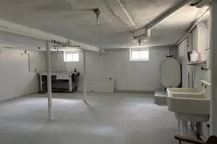 17 Maywood Ln, Woburn, MA 01801 - Photo 12