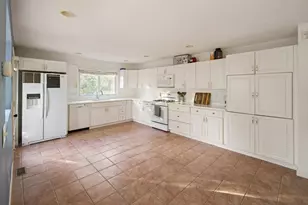 73 Half Crown Cir, Ashland, MA 01721 - Photo 4