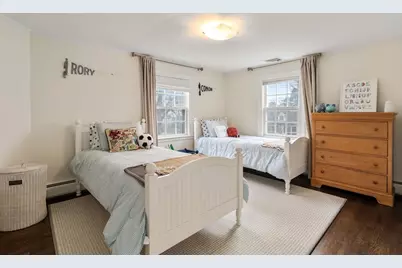 2 Cavanagh Rd, Wellesley, MA 02481 - Photo 20