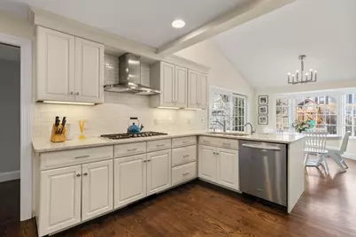 2 Cavanagh Rd, Wellesley, MA 02481 - Photo 6